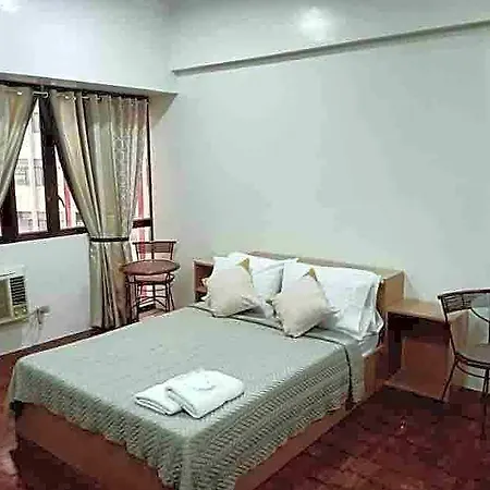 Lovely 1 Bedroom Condo Across Greenbelt 5