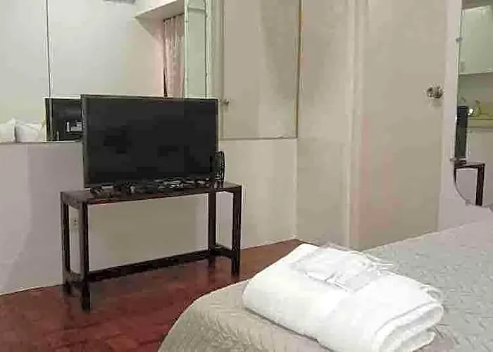 Lovely 1 Bedroom Across Greenbelt 5 3* Manila